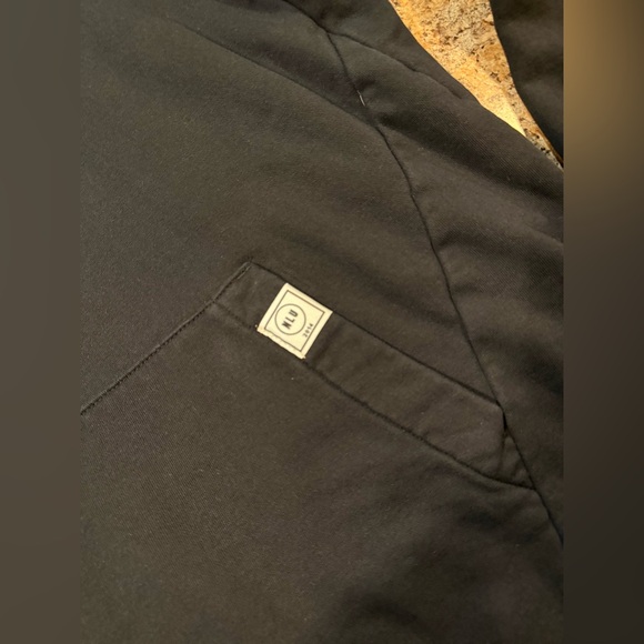 Sweatshirt - Picture 6 of 8